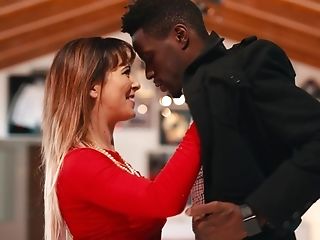 Matures Porn Industry Star Cherie Deville Loves To Have Bang-out With A Black Man